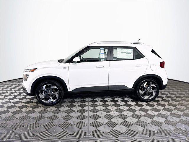 Photo of 2025 Lunar White Hyundai VENUE