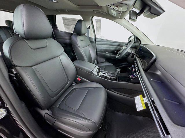 Photo of 2025 Phantom Black Hyundai TUCSON