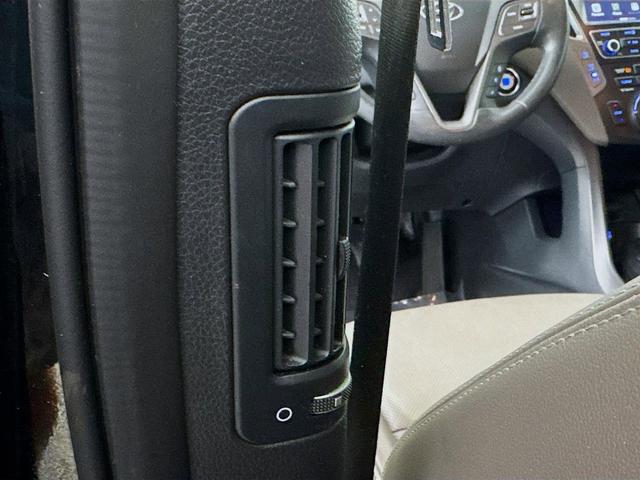 Photo of 2018 Becketts Black Hyundai SANTA FE