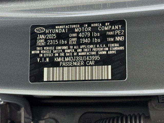 Photo of 2025 Ecotronic Gray Hyundai ELANTRA HEV