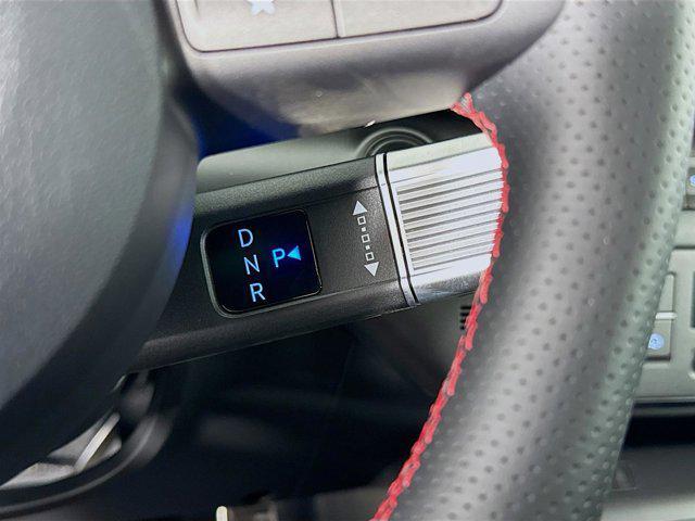 Photo of 2025 Abyss Black Pearl Hyundai KONA