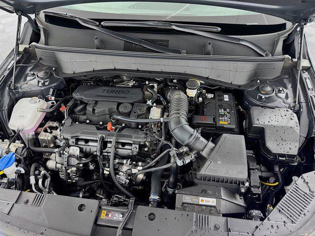 Photo of 2025 Abyss Black Pearl Hyundai KONA