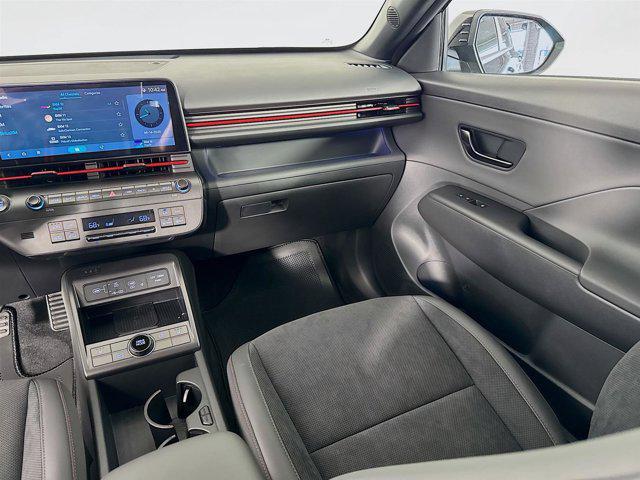 Photo of 2025 Abyss Black Pearl Hyundai KONA