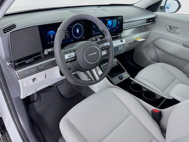 Photo of 2025 Atlas White Hyundai KONA