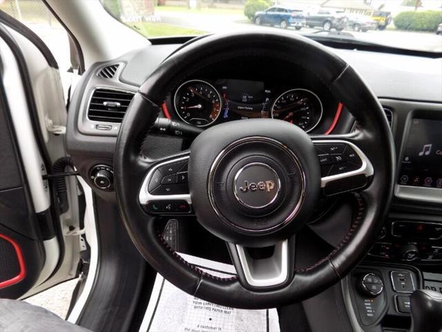Photo of 2020 White Clearcoat Jeep Compass