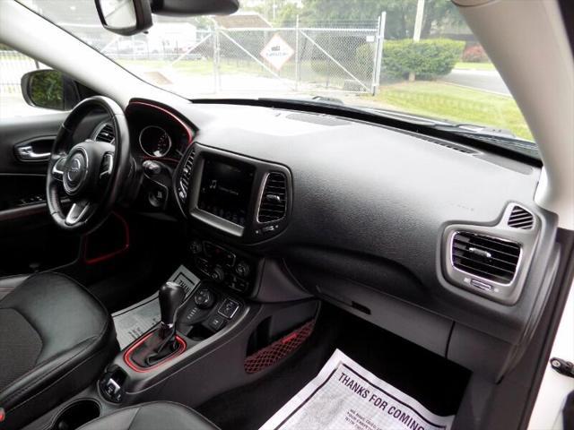 Photo of 2020 White Clearcoat Jeep Compass
