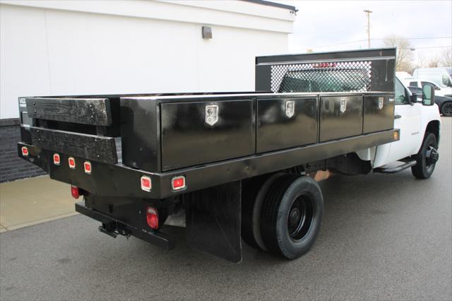 Photo of 2011 Summit White GMC Sierra 3500
