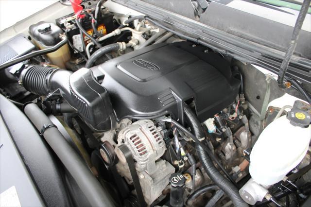 Photo of 2011 Summit White GMC Sierra 3500