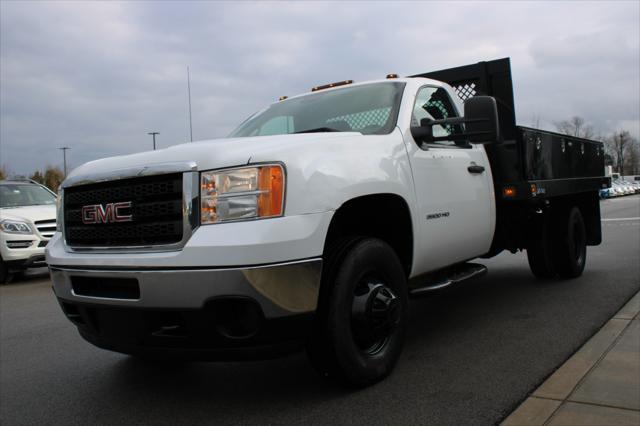 Photo of 2011 Summit White GMC Sierra 3500