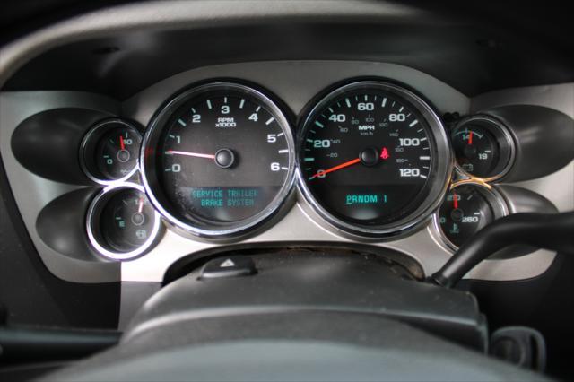 Photo of 2011 Summit White GMC Sierra 3500