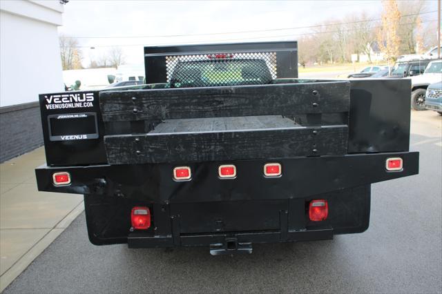 Photo of 2011 Summit White GMC Sierra 3500