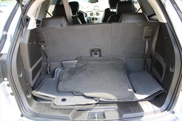 Photo of 2016 Quicksilver Metallic Buick Enclave