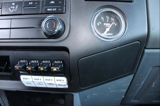 Photo of 2012 Oxford White Ford F-350