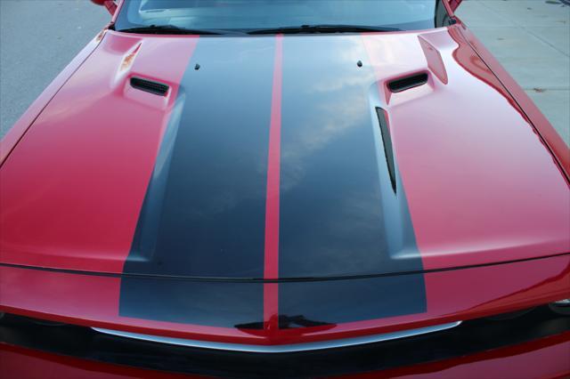 Photo of 2013 Red Dodge Challenger