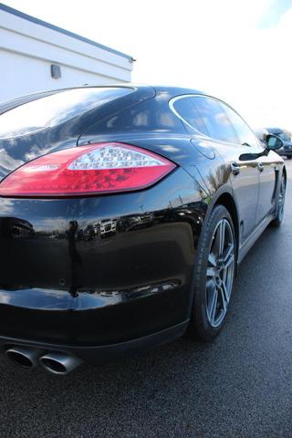 Photo of 2013 Black Porsche Panamera