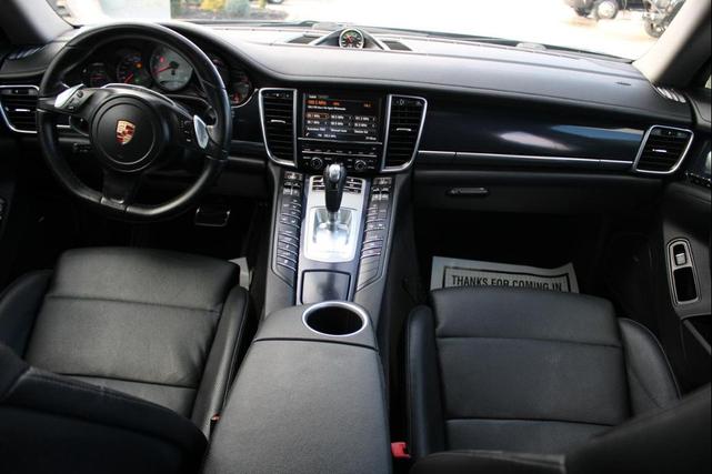 Photo of 2013 Black Porsche Panamera