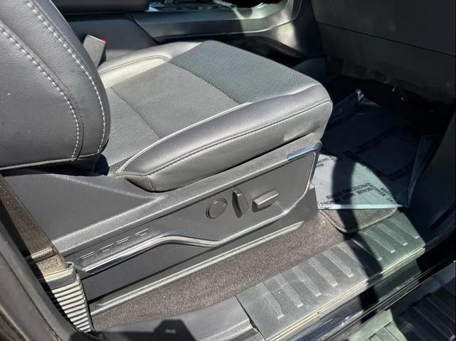 Photo of 2024 Agate Black Metallic Ford F-150