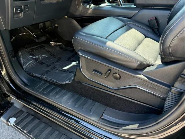 Photo of 2024 Agate Black Metallic Ford F-150