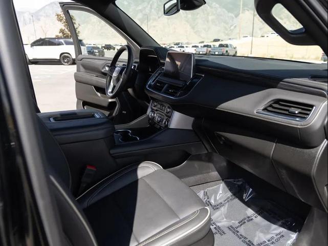 Photo of 2024 Onyx Black GMC Yukon XL
