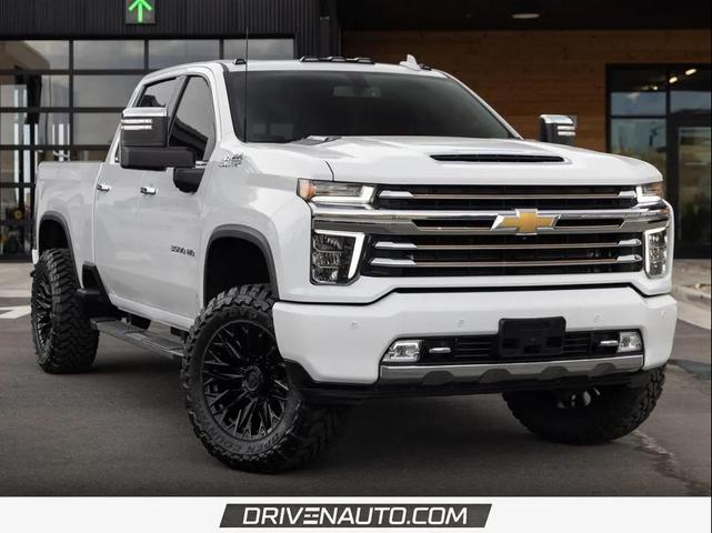 Photo of 2022 White Chevrolet Silverado 3500