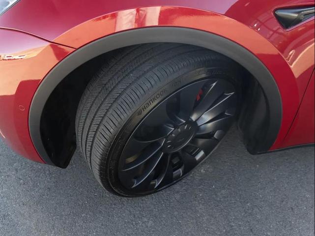 Photo of 2020 Red Multi-Coat Tesla Model Y