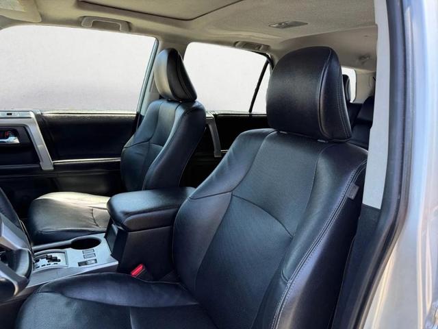 Photo of 2015 Classic Silver Metallic Toyota 4Runner