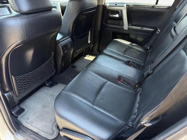 Photo of 2015 Classic Silver Metallic Toyota 4Runner