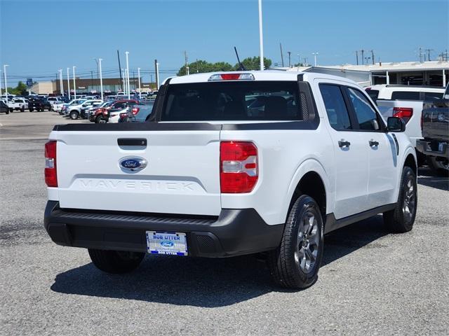Photo of 2023 Oxford White Ford Maverick