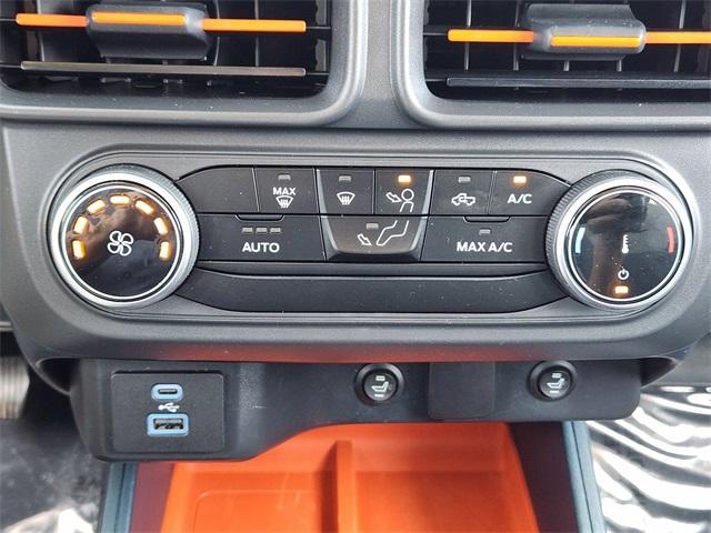 Photo of 2023 Oxford White Ford Maverick
