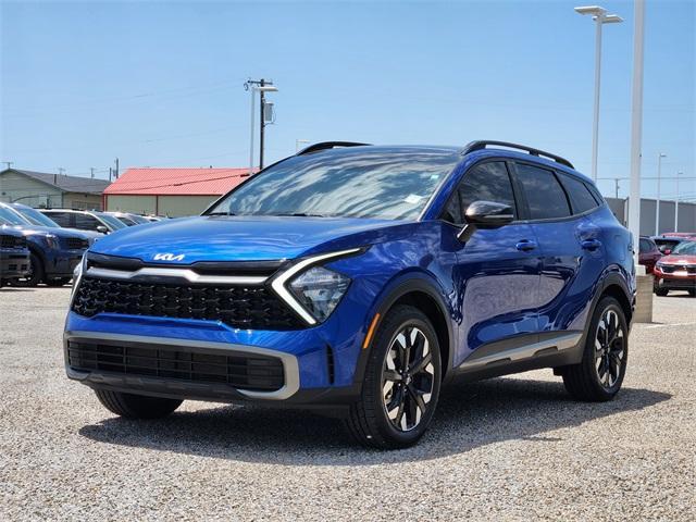 Photo of 2023 Sapphire Blue Kia Sportage