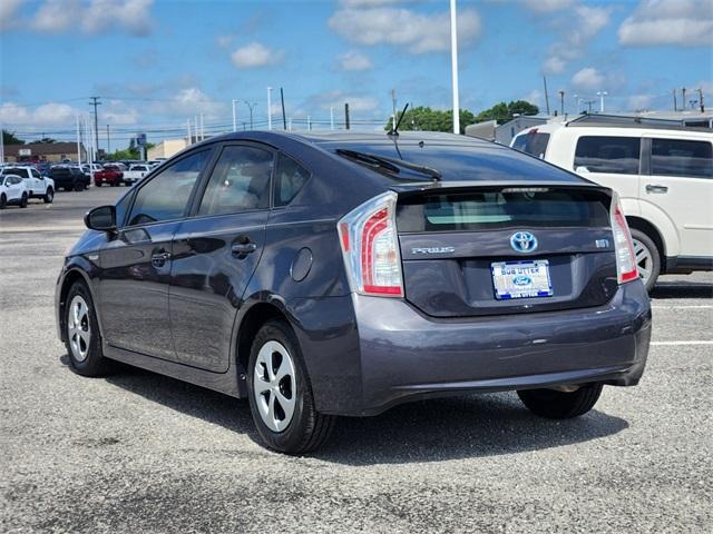 Photo of 2013 Winter Gray Metallic Toyota Prius