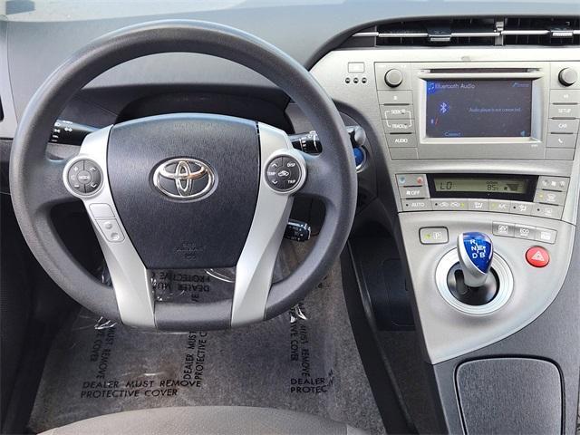 Photo of 2013 Winter Gray Metallic Toyota Prius