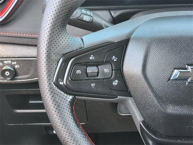 Photo of 2024 Summit White Chevrolet Trailblazer
