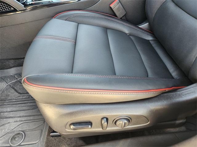 Photo of 2024 Summit White Chevrolet Trailblazer