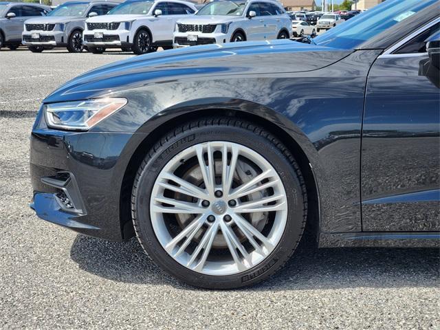 Photo of 2019 Vesuvius Gray Metallic Audi A7