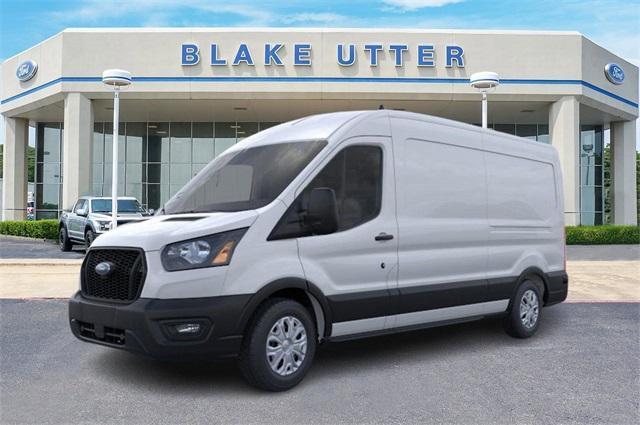 Photo of 2025 Oxford White Ford Transit-250