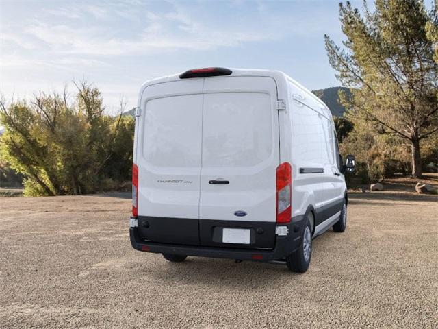 Photo of 2025 Oxford White Ford Transit-250