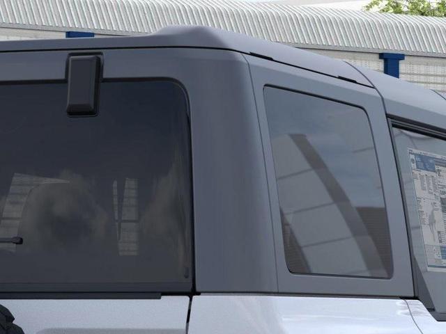 Photo of 2025 White Ford Bronco