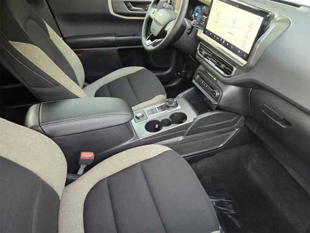 Photo of 2025 Oxford White Ford Bronco Sport
