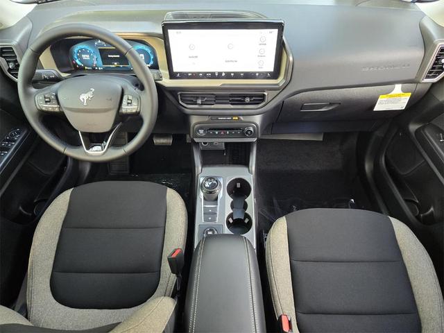 Photo of 2025 Oxford White Ford Bronco Sport
