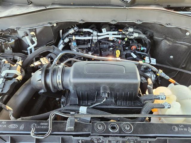 Photo of 2022 Black Ford Explorer