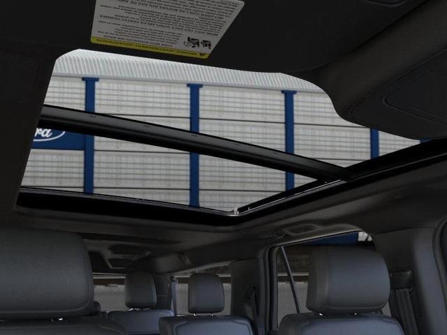 Photo of 2025 Agate Black Metallic Ford Expedition Max