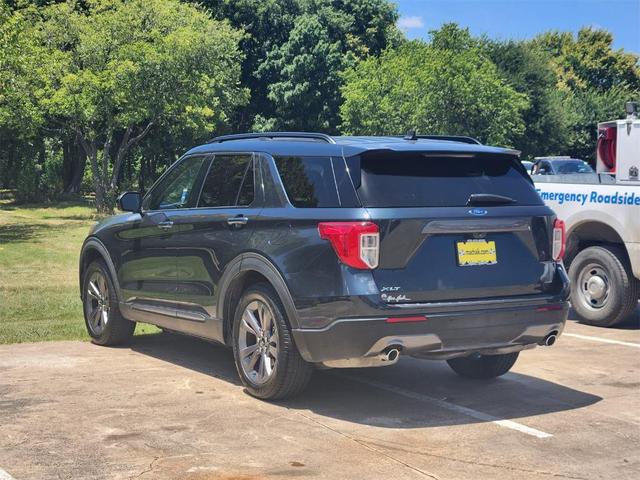 Photo of 2022 Stone Blue Metallic Ford Explorer