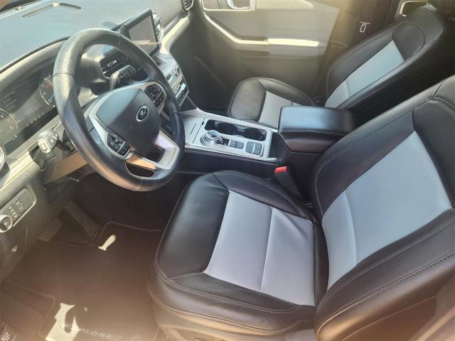 Photo of 2022 Stone Blue Metallic Ford Explorer