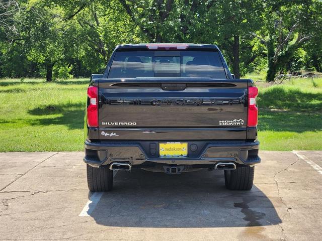 Photo of 2022 Black Chevrolet Silverado 1500 Limited