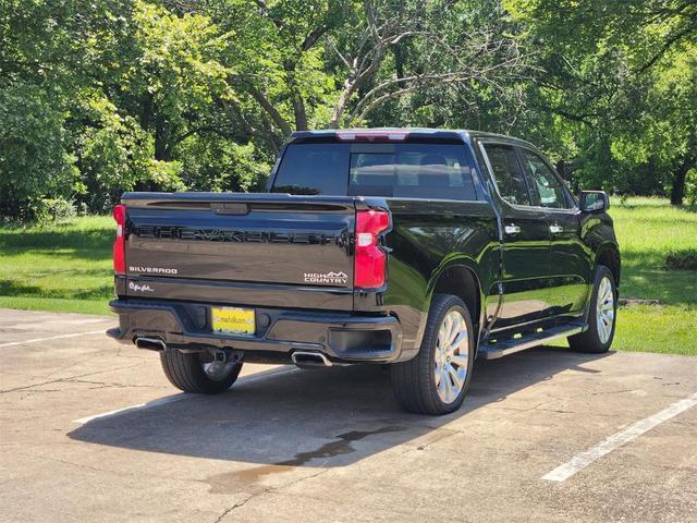 Photo of 2022 Black Chevrolet Silverado 1500 Limited