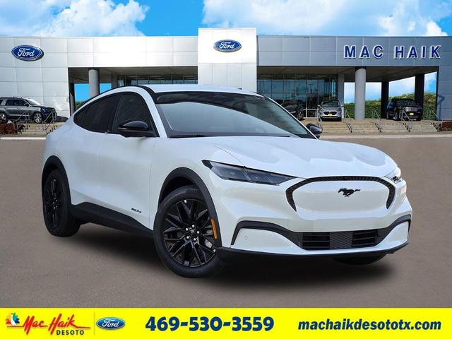 Photo of 2025 Star White Ford Mustang Mach-E