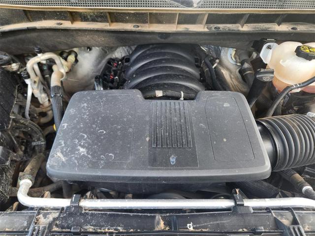 Photo of 2023 Summit White Chevrolet Suburban