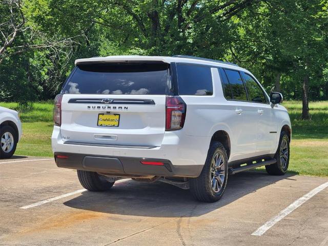 Photo of 2023 Summit White Chevrolet Suburban