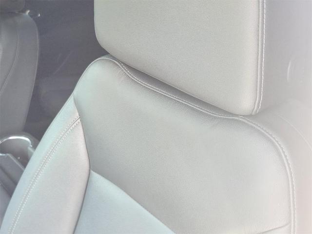 Photo of 2023 Summit White Chevrolet Suburban